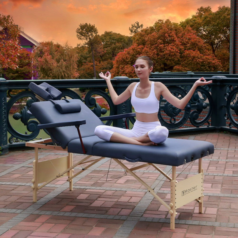 All you need to know about Master Massage 76 cm Coronado Saloon Portable Massage Table.